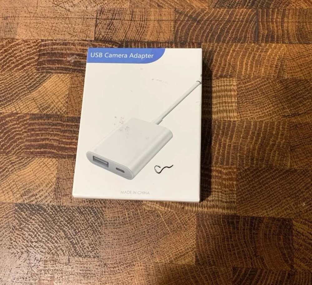 Lightning to USB Camera Adapter with Charging Port